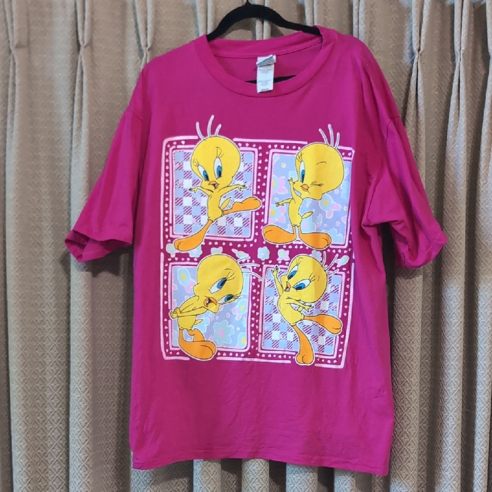 Vintage 1997 Women's Size 2X Warner Brothers Tweety Bird Graphic T-shirt